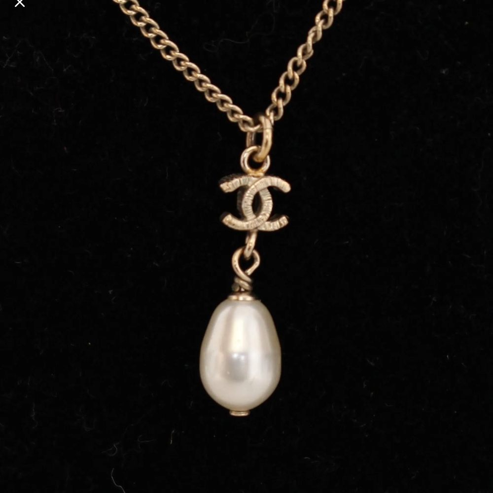 Chanel Necklace 100% Auth